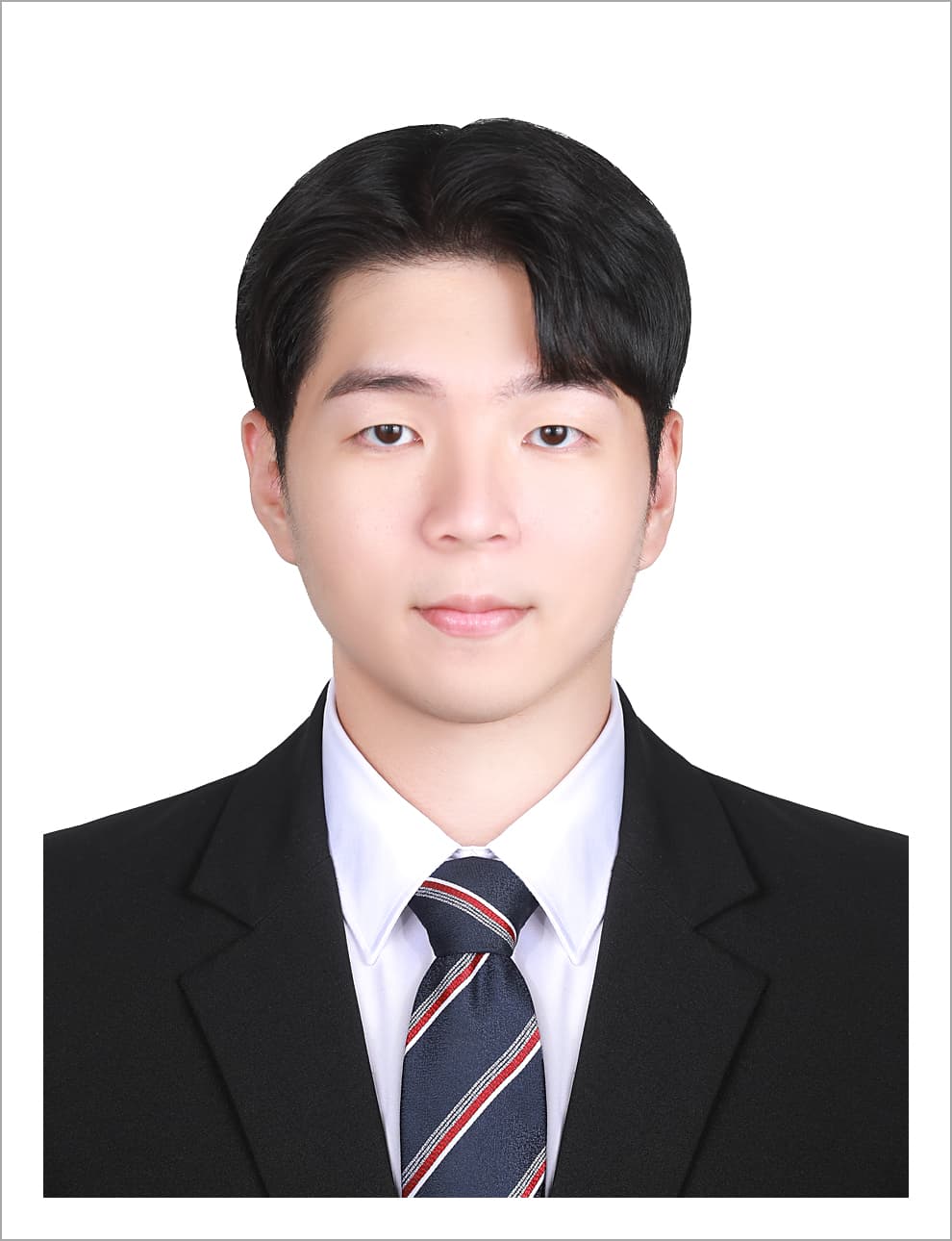 오태준 명함 사진